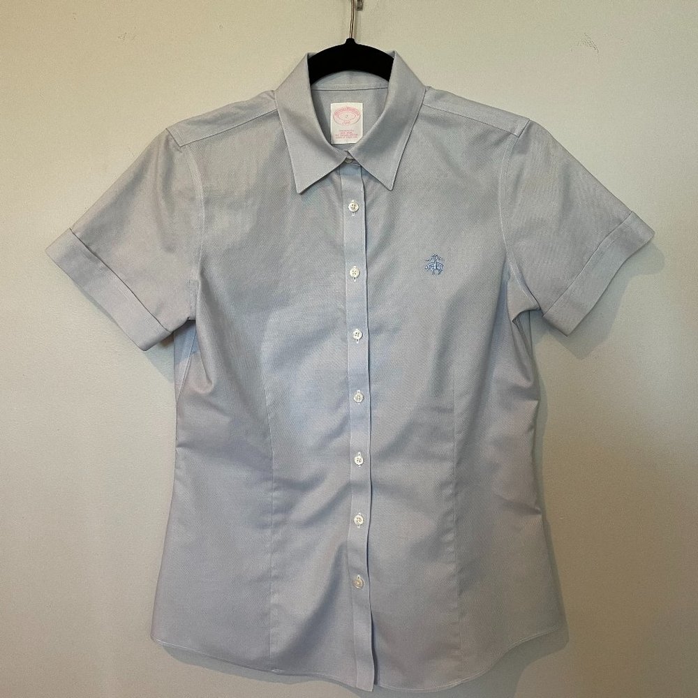 Brooks Brothers 346 Tailored Non-Iron Blue Short Sleeve Shirt - Size 2